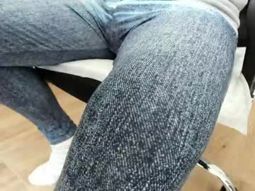 Pampersandspanking Chaturbate stream image from April 12, 2026
