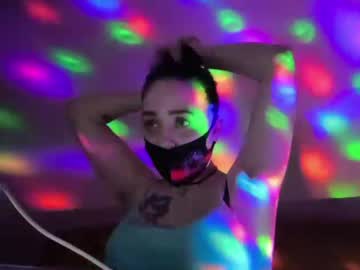 Sweetyanalove Chaturbate stream image from April 12, 2026