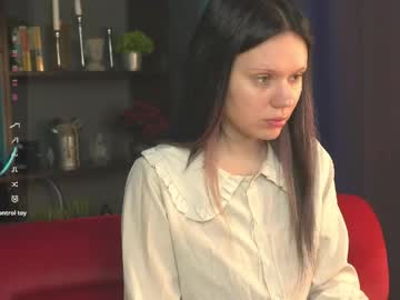 Kittenlolla Chaturbate stream image from April 12, 2026