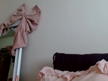 Avaashley Chaturbate stream image from April 12, 2026