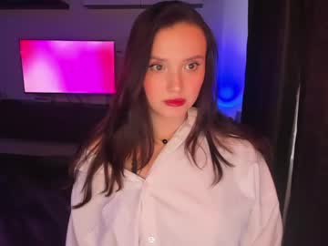 Doracharmer Chaturbate stream image from April 12, 2026