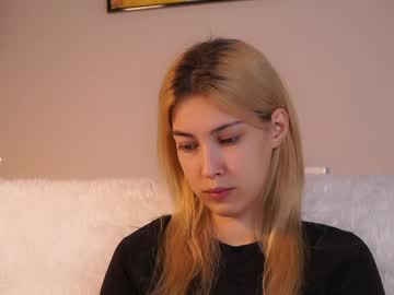 Jolyndeb Chaturbate stream image from April 12, 2026