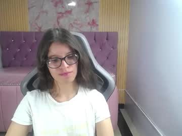 Kailee_Ch Chaturbate stream image from April 12, 2026