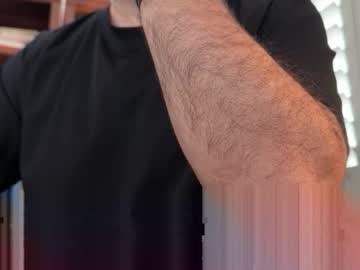 Oldmarriedinla Chaturbate stream image from April 12, 2026
