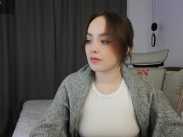 Innerblooom Chaturbate stream image from April 12, 2026