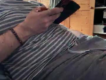 Mathbazoo Chaturbate stream image from April 12, 2026