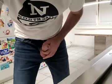 Xitoiram Chaturbate stream image from April 12, 2026