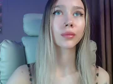 Des_Ch Chaturbate stream image from April 12, 2026