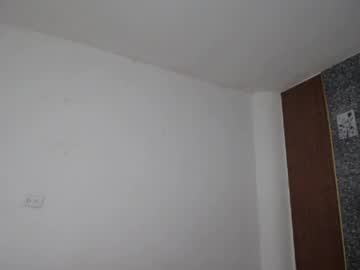 2moons_Full_Of_Love Chaturbate stream image from April 12, 2026