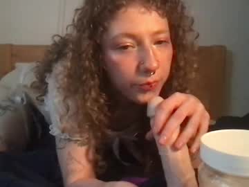 Maevebabexo Chaturbate stream image from April 12, 2026