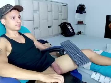 Andrew_Lover21 Chaturbate stream image from April 12, 2026