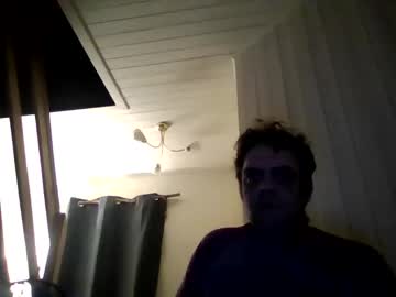 Happylarlcamper Chaturbate stream image from April 12, 2026