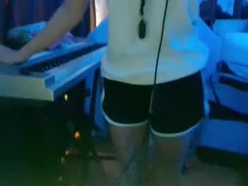 Whitecupidrabbit Chaturbate stream image from April 13, 2026