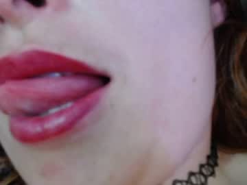 Alexandrasaen Chaturbate stream image from April 13, 2026