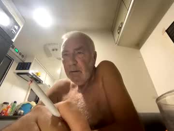 Joshua19988945132 Chaturbate stream image from April 13, 2026