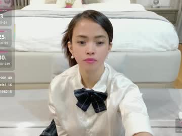 Yasmienatos Chaturbate stream image from April 13, 2026