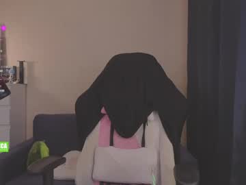 Creammeow Chaturbate stream image from April 13, 2026