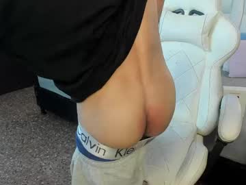 Nextboywell1 Chaturbate stream image from April 13, 2026