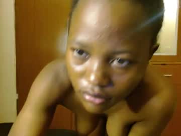 Slutty_Charmmz Chaturbate stream image from April 13, 2026