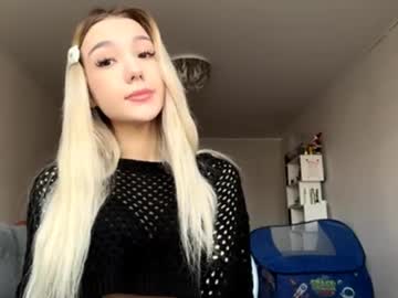 Maybellauletta Chaturbate stream image from April 13, 2026