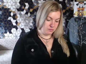 Nikaskylink Chaturbate stream image from April 13, 2026