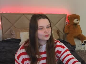 Magicpeachhs Chaturbate stream image from April 13, 2026
