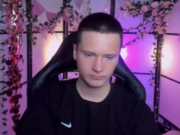 Zackhandsome Chaturbate stream image from April 13, 2026