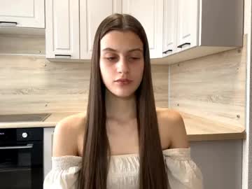 Mafaldaossenfort Chaturbate stream image from April 13, 2026