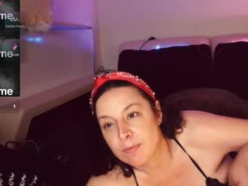 Monroelovesyou Chaturbate stream image from April 13, 2026