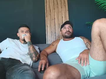 Thestraightroom Chaturbate stream image from April 13, 2026