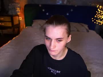 Diamondnina Chaturbate stream image from April 13, 2026