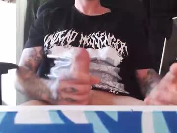 Stexgullzz Chaturbate stream image from April 13, 2026