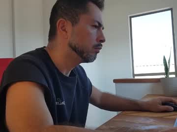 Elmisteralex Chaturbate stream image from April 13, 2026