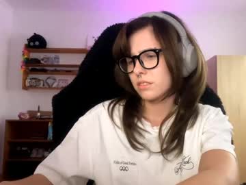 Faintpeach Chaturbate stream image from April 13, 2026