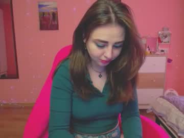 Halleyg Chaturbate stream image from April 13, 2026