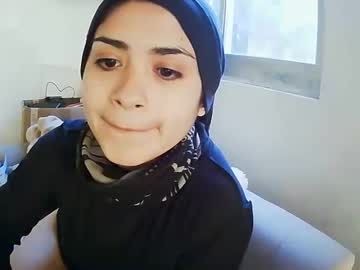 Sweetlatinafit Chaturbate stream image from April 13, 2026