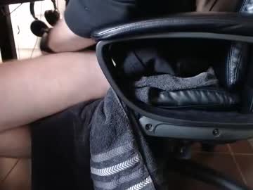 Lickerxx46 Chaturbate stream image from April 13, 2026