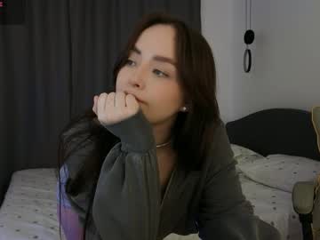 Innerblooom Chaturbate stream image from April 13, 2026