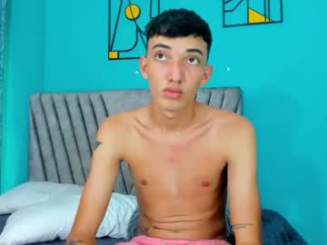 Maikol_Ortizz Chaturbate stream image from April 13, 2026