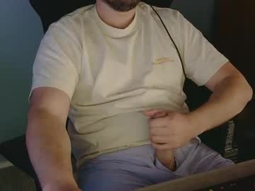 Tomin3m Chaturbate stream image from April 13, 2026