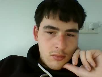 Hernuskriel Chaturbate stream image from April 13, 2026