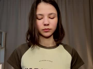 Serinazele Chaturbate stream image from April 13, 2026