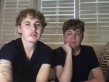 2hungboys Chaturbate stream image from April 13, 2026