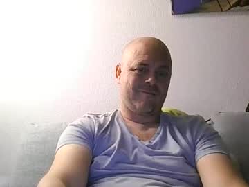Nrekillag81 Chaturbate stream image from April 13, 2026