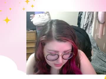 Scarlettedwards Chaturbate stream image from April 13, 2026