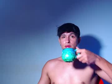 Rowanboy23 Chaturbate stream image from April 14, 2026