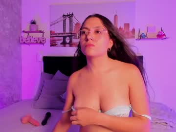 Sofialujan_ Chaturbate stream image from April 14, 2026