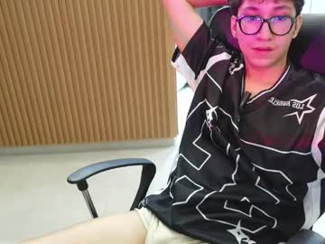 Apolo_137 Chaturbate stream image from April 14, 2026