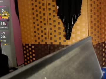 Fantasticock4ux Chaturbate stream image from April 14, 2026