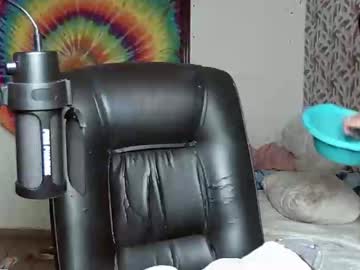 _Liv222_ Chaturbate stream image from April 14, 2026